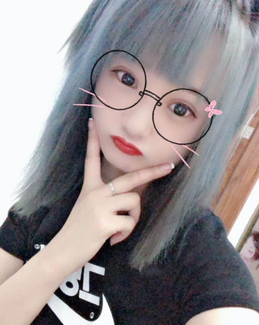 00后小妹妹悦悦