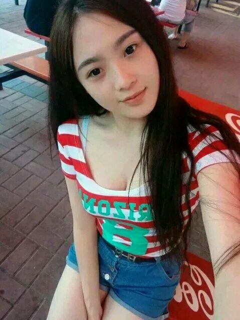 嫩妹筱婷, 包~ye一晚没睡.爽翻